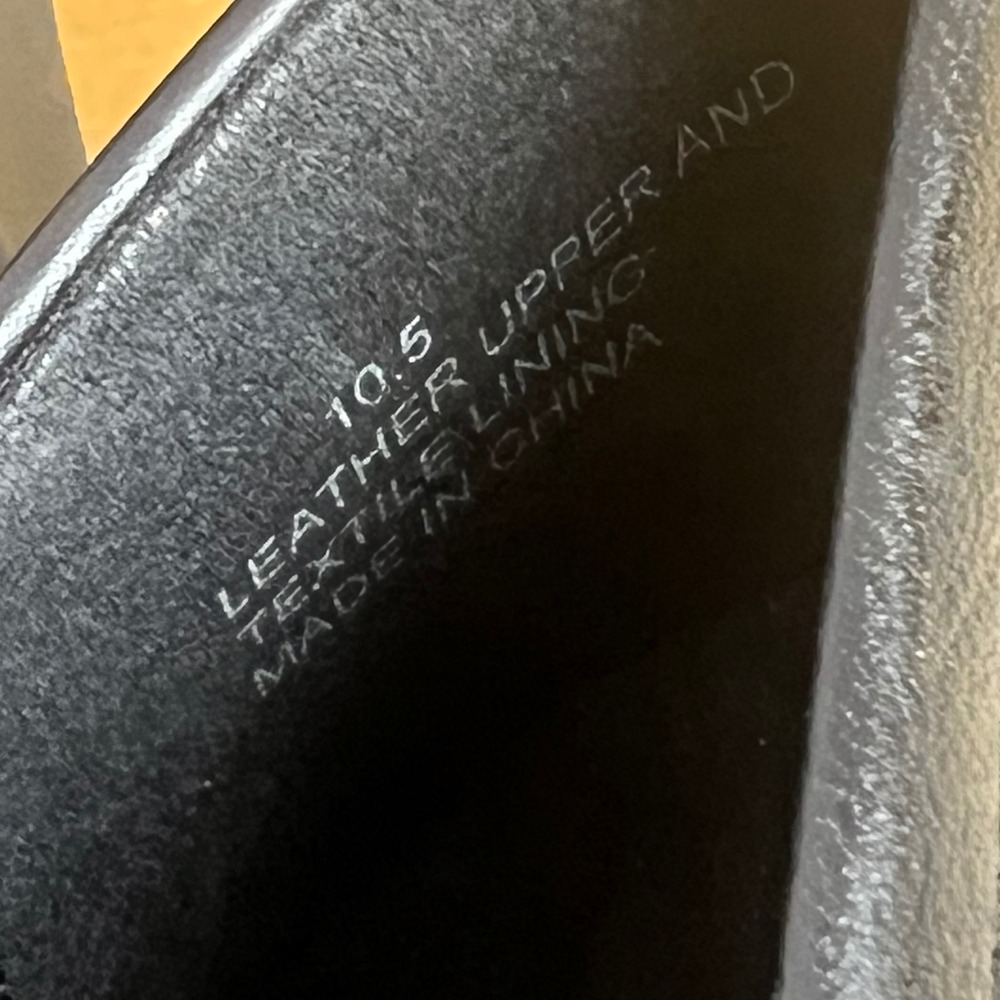 Classic Black Low Heel Women's Pump - Picture 10 of 11